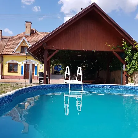 Vinny Sklep U Osicky Vakantiehuis