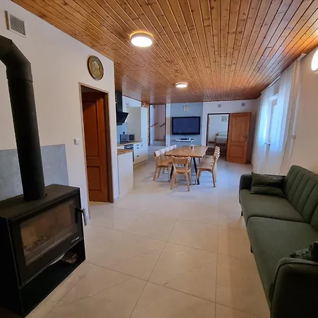 Vakantiehuis Vinny Sklep U Osicky